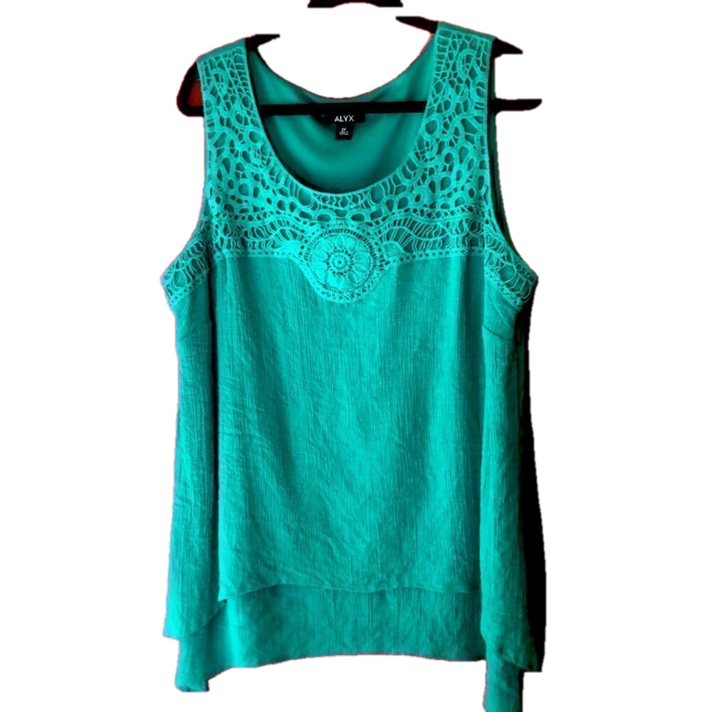 2X GREEN BOHO FLOWY Crochet top 2 layer top, Sleeveless Excellent Condition